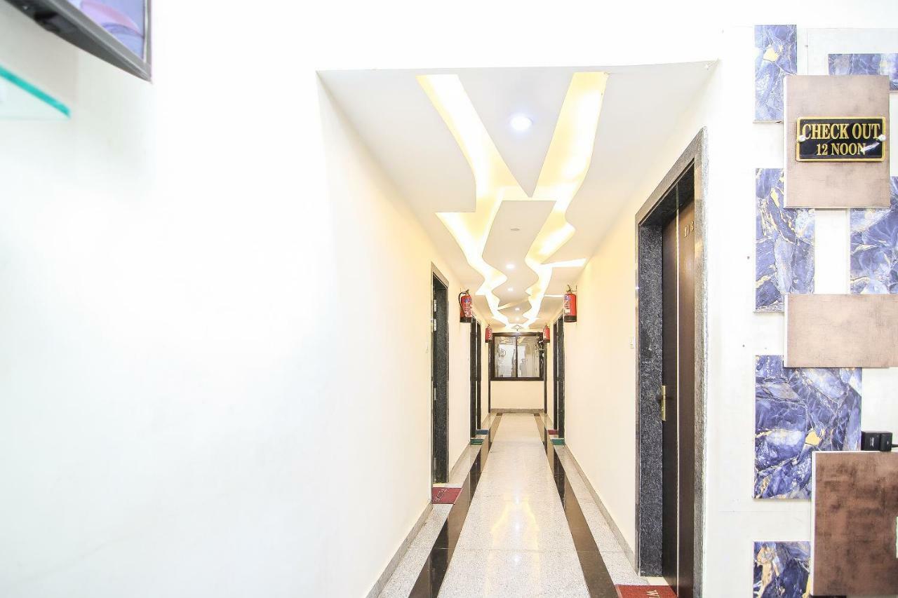 Capital O 15422 Shiva Inn Unnao Exterior foto