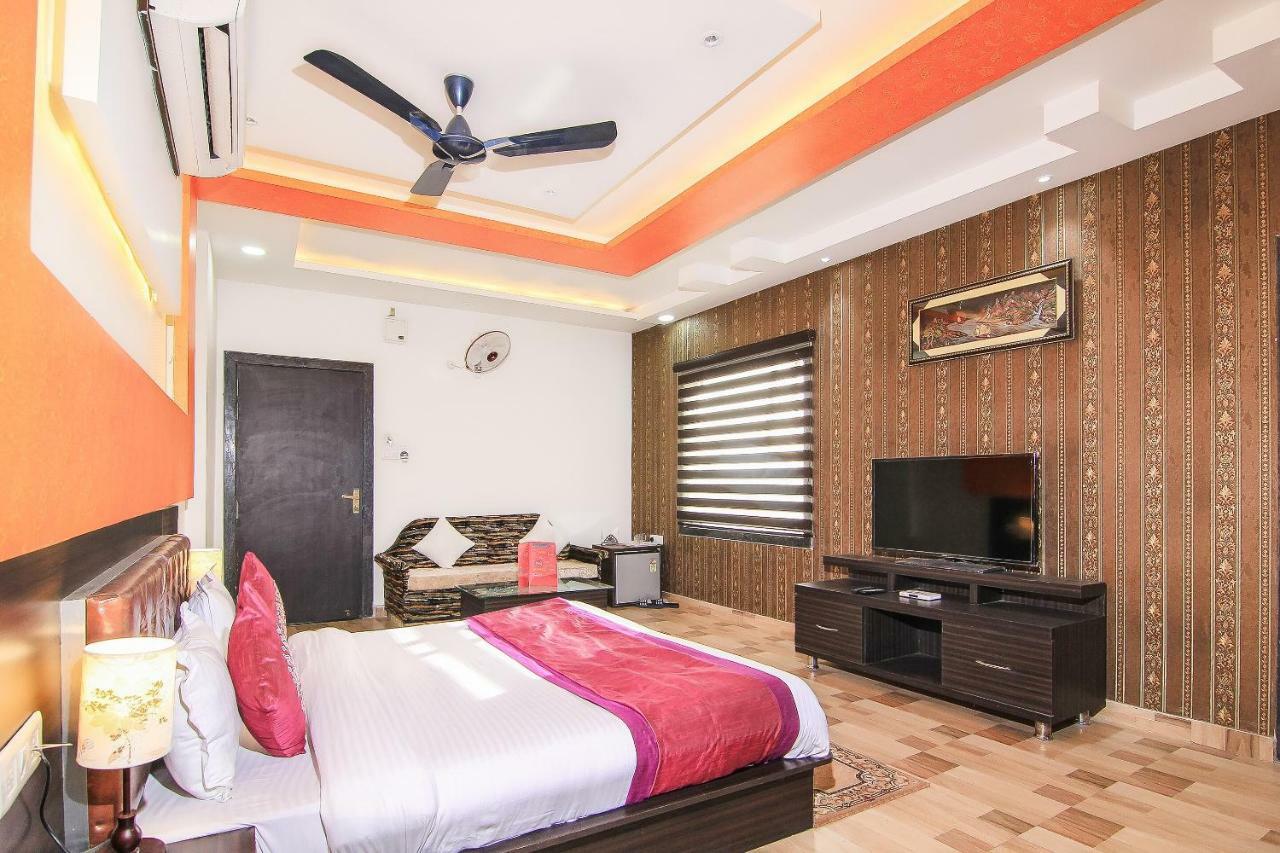 Capital O 15422 Shiva Inn Unnao Exterior foto
